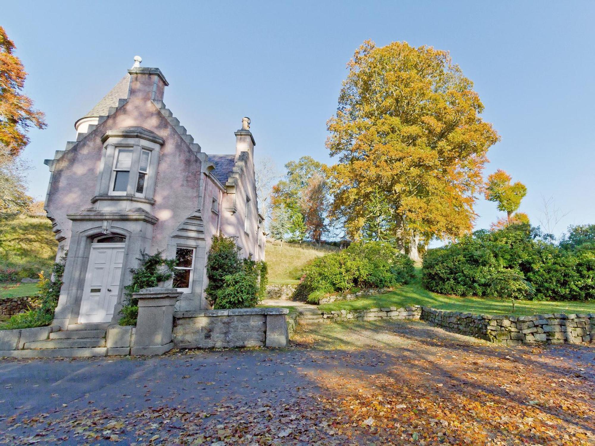 Dess Lodge Kincardine O'Neil Exteriér fotografie